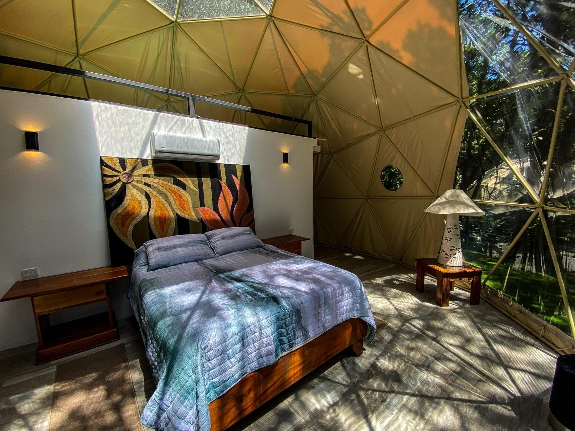 ホテル Way To Heaven Glamping モンテベルデ エクステリア 写真