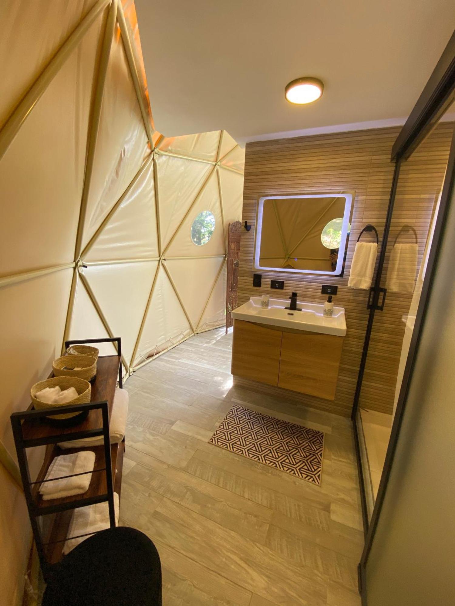ホテル Way To Heaven Glamping モンテベルデ エクステリア 写真